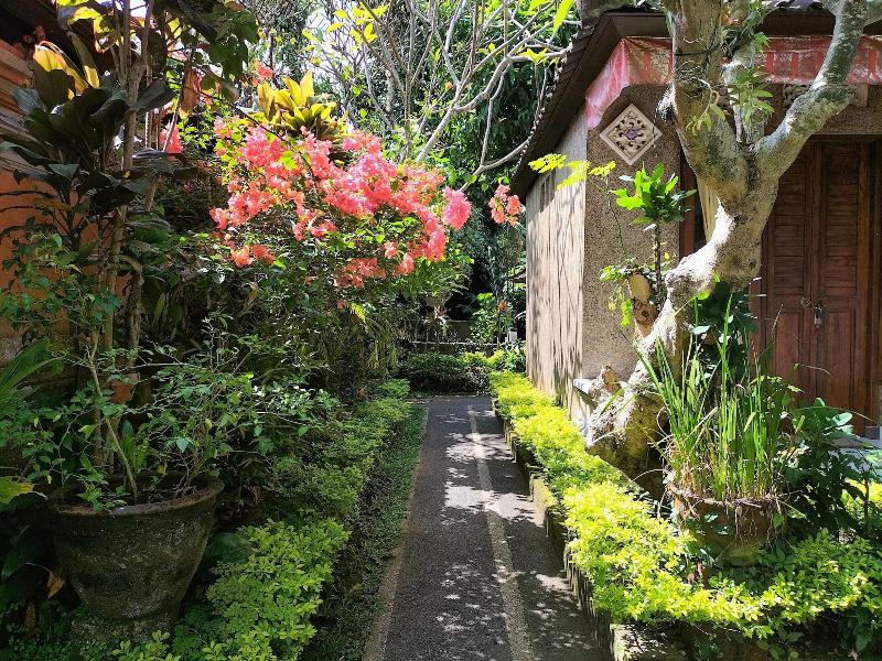 Suastika Lodge image