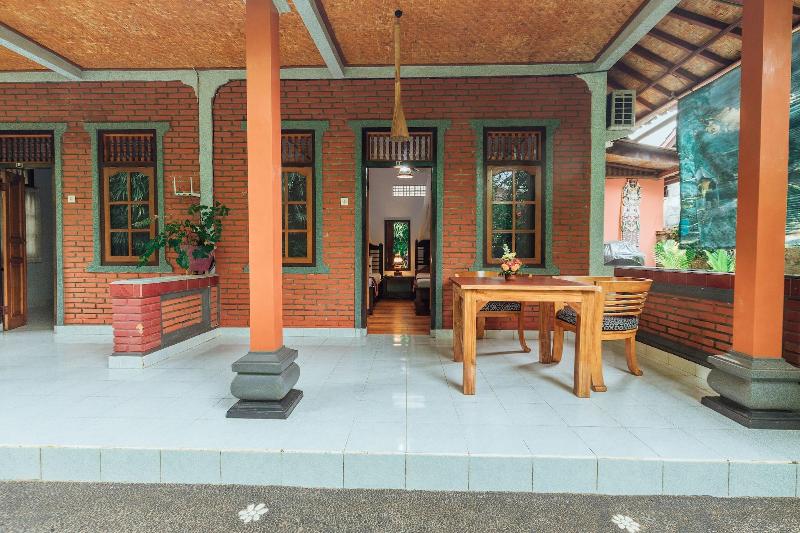 Suastika Lodge image