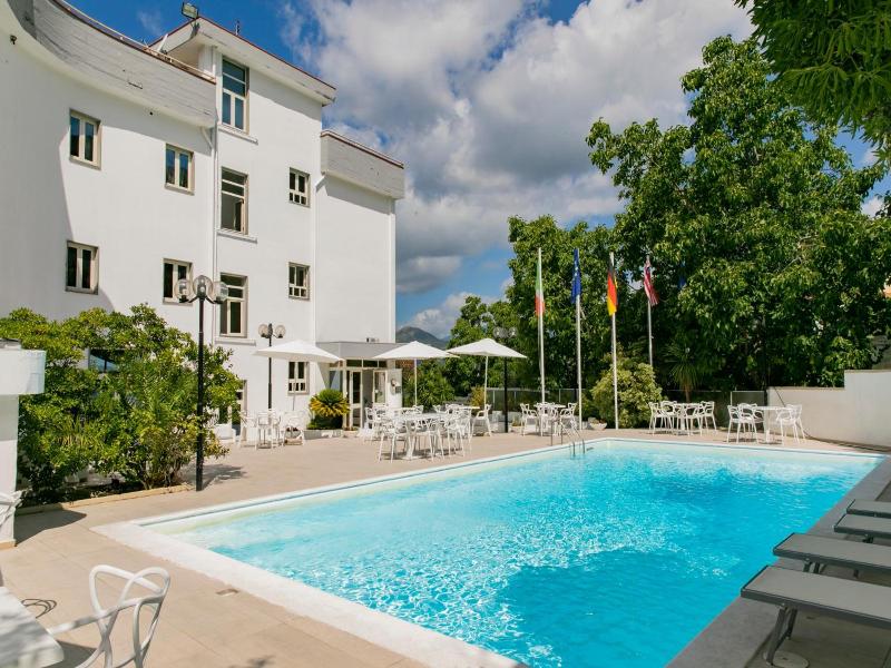 Hotel Sica image