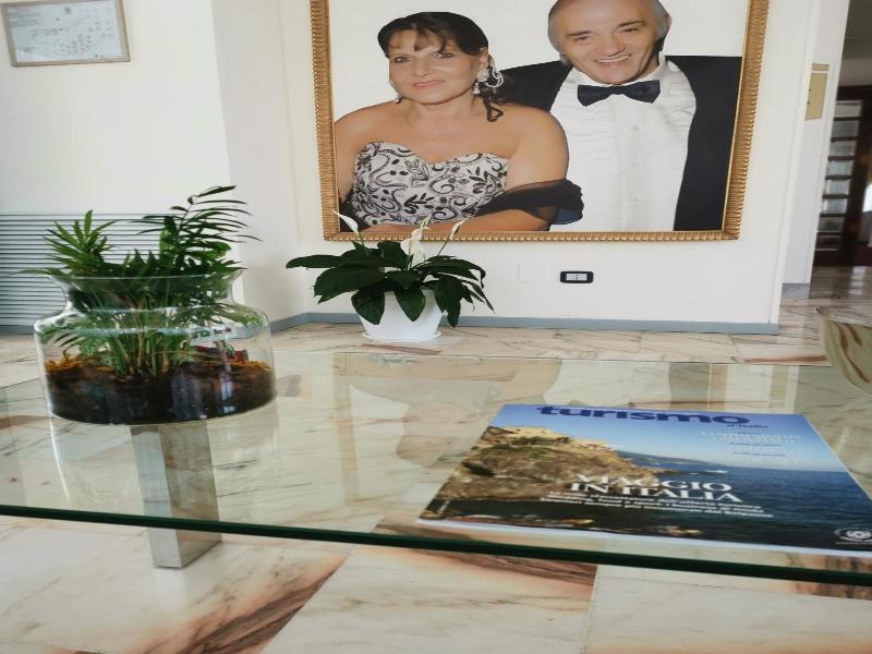Hotel Sica image