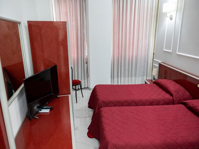 Hotel Sica image