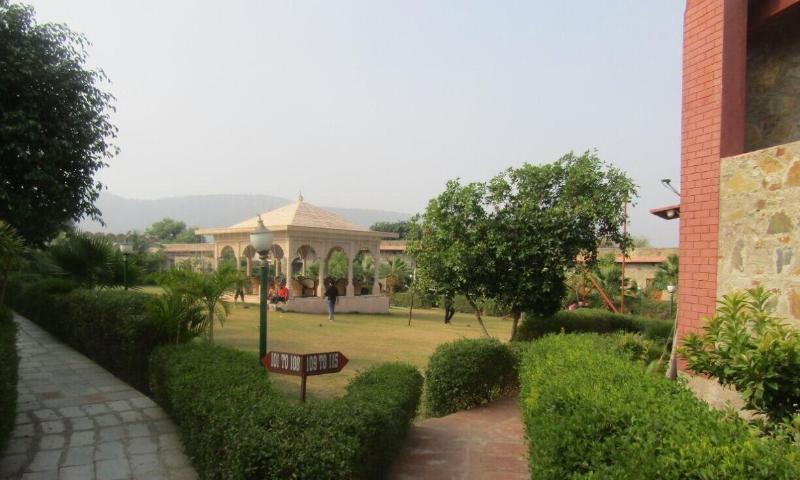 Van Chhavi Resort By Opensky