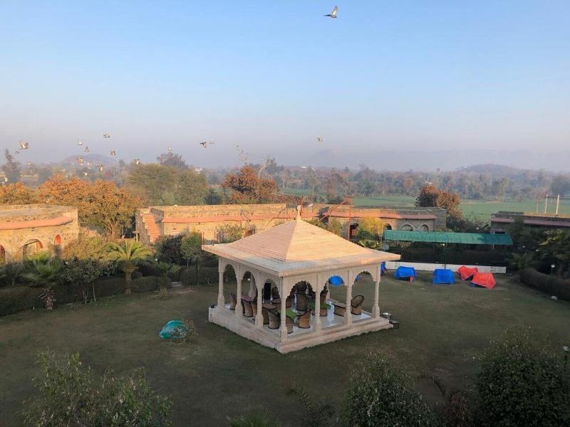 Van Chhavi Resort By Opensky
