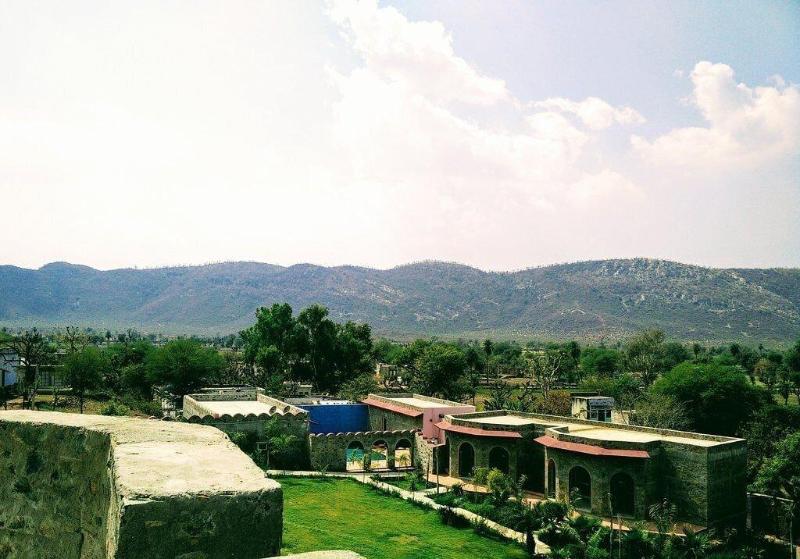 Van Chhavi Resort By Opensky