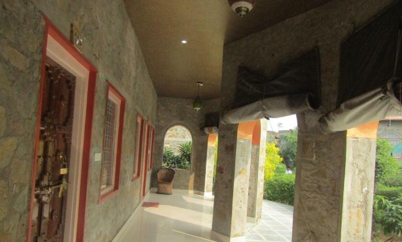 Van Chhavi Resort By Opensky