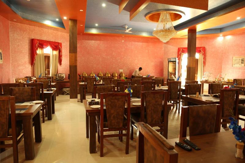 Van Chhavi Resort By Opensky
