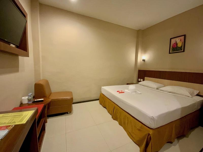 Parma Paus Hotel image