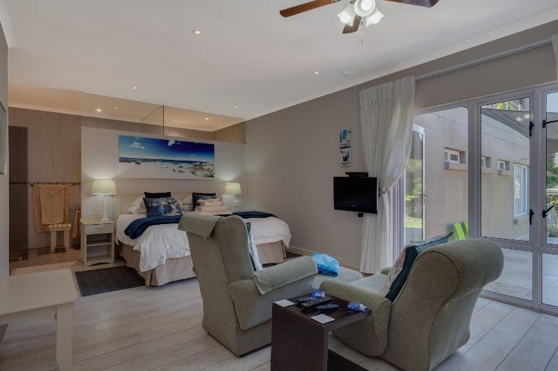 49 on Cherry B&B image