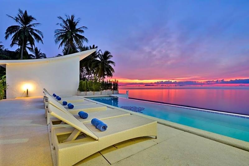La Perle Luxury Boutique Hotel image