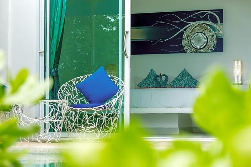 La Perle Luxury Boutique Hotel image