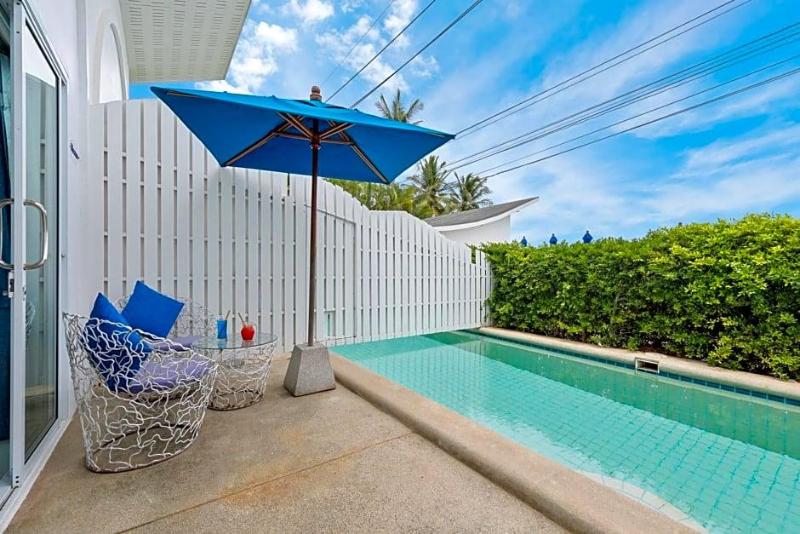 La Perle Luxury Boutique Hotel image
