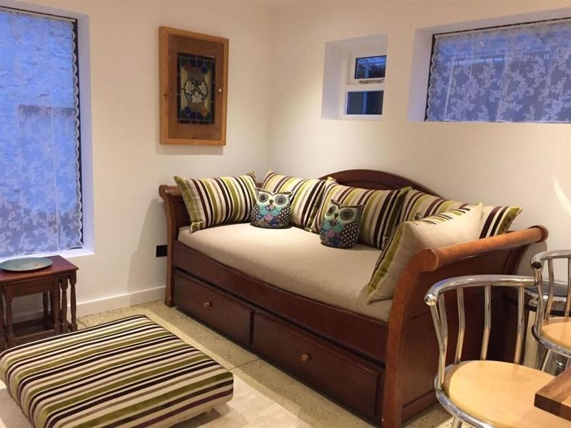 8 Owls B&B image