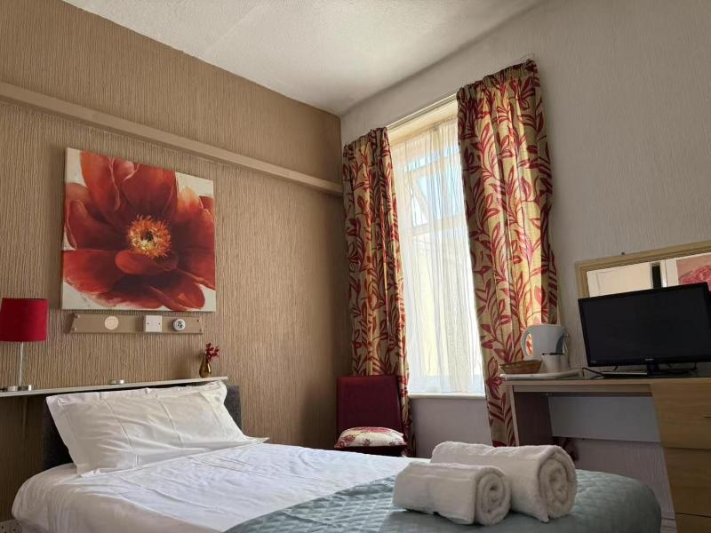 The Aberford image