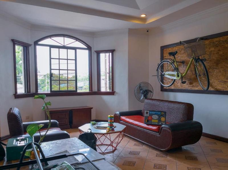 Spinning Cat Hostel - Adults Only image