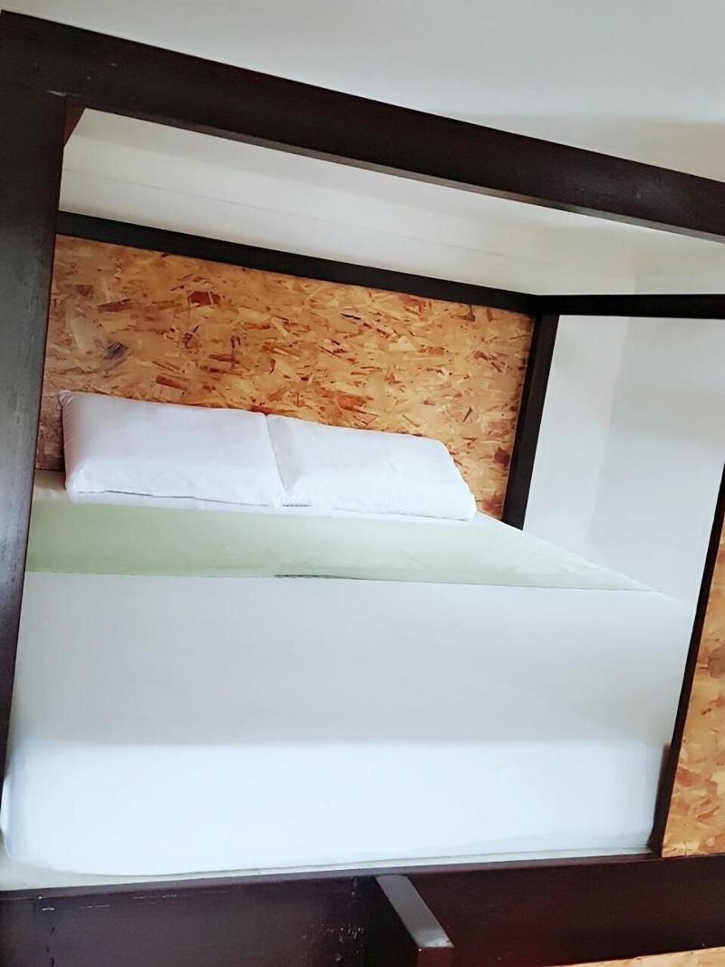 Spinning Cat Hostel - Adults Only image