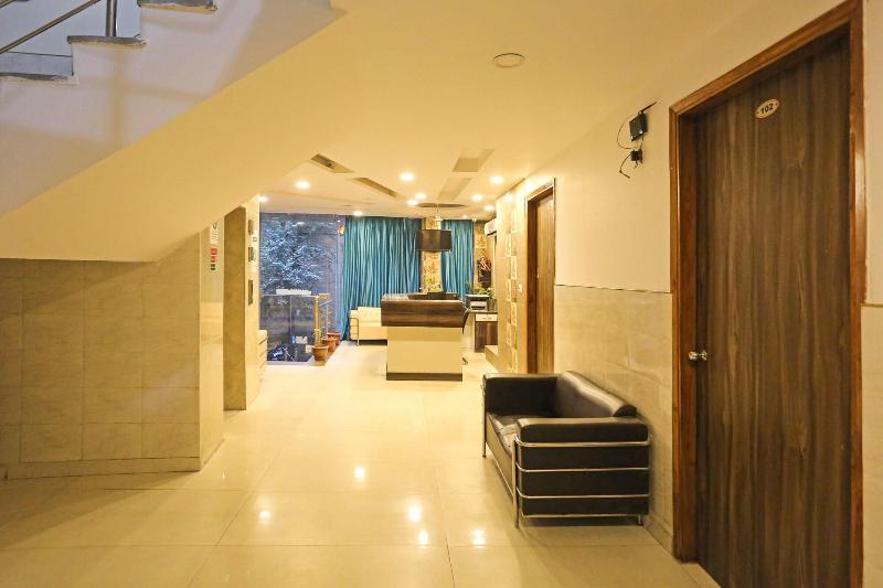 Hotel Platinum Igi Airport image