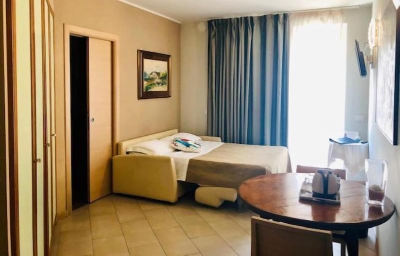 Hotel Acquadolce image