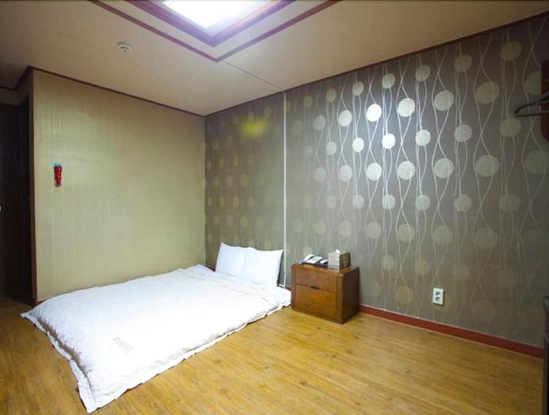 Hue Hotel