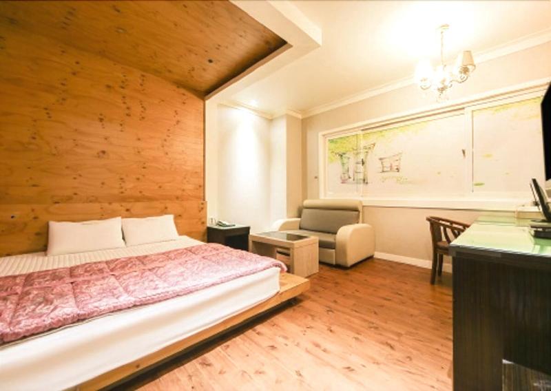 O2 Motel