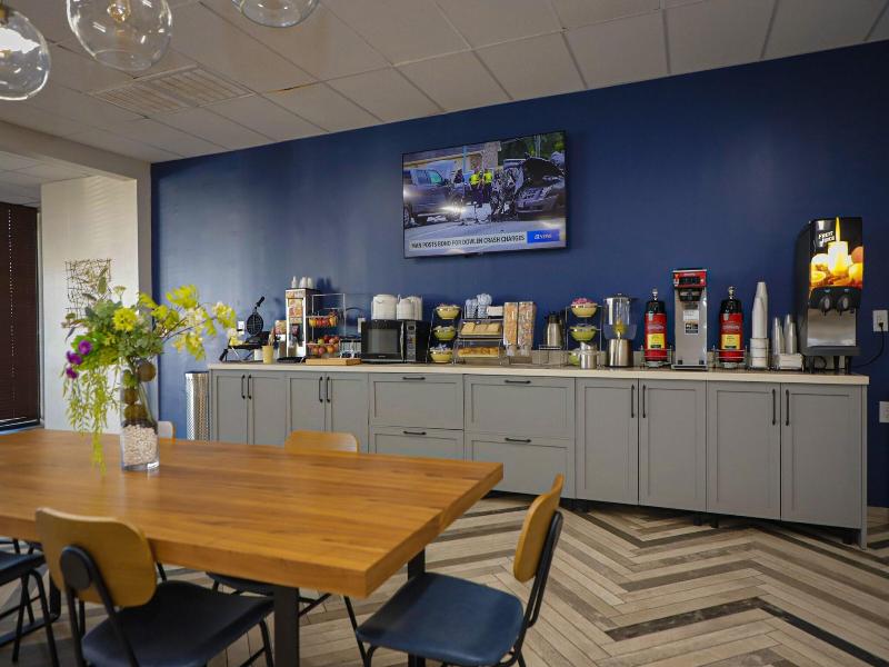 Airport Inn image