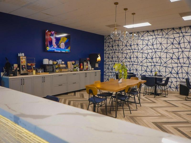 Airport Inn image