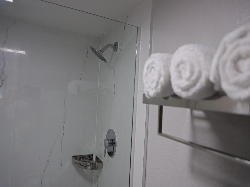 Airport Inn image