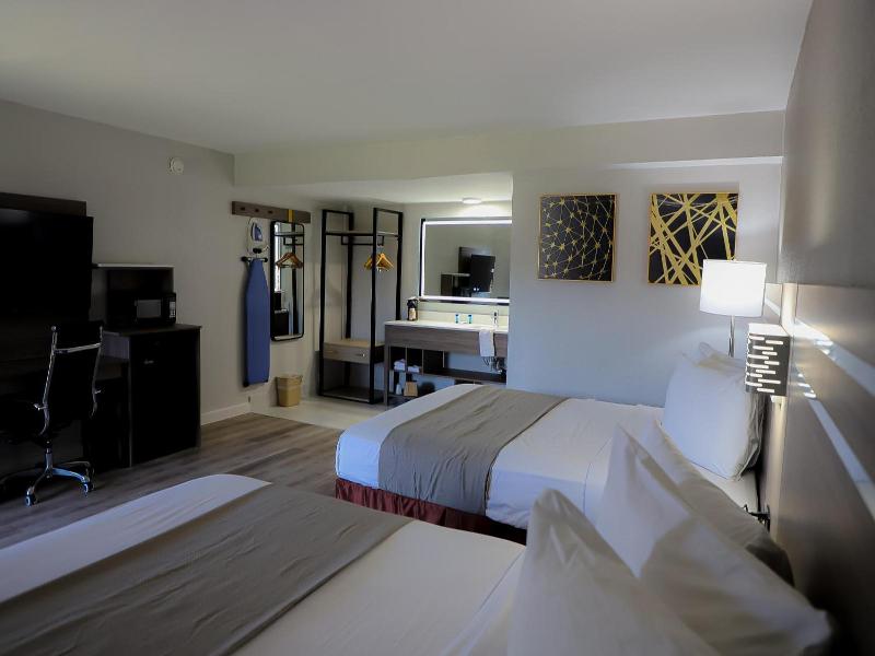 Airport Inn image
