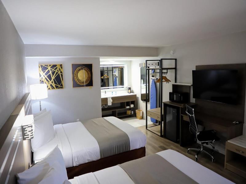 Airport Inn image