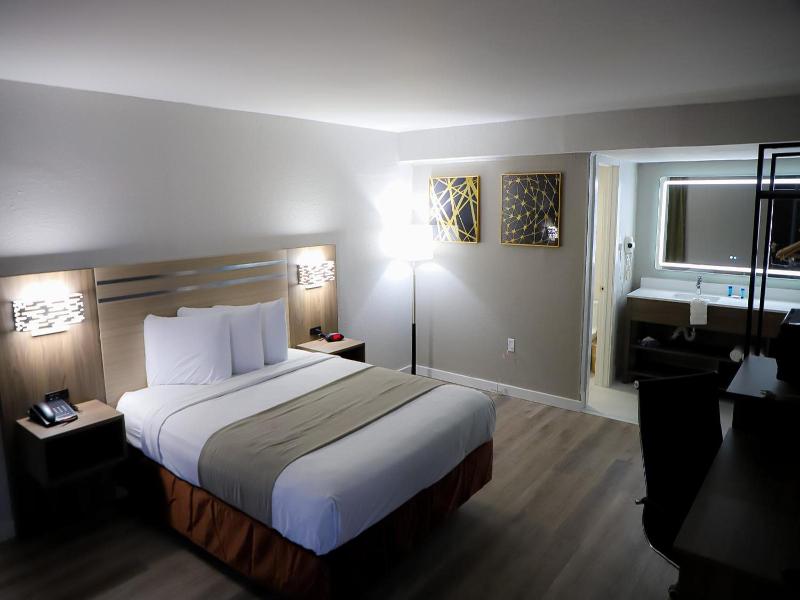 Airport Inn image