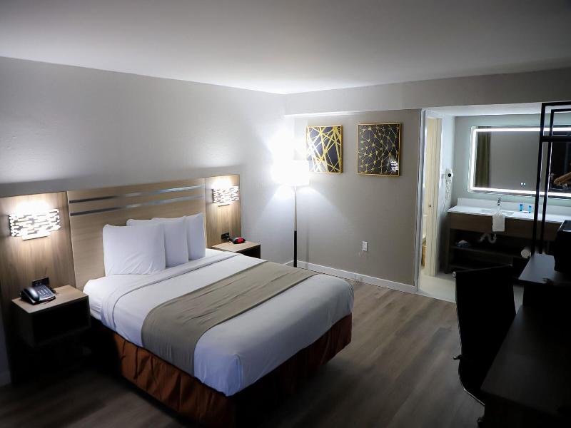 Airport Inn image