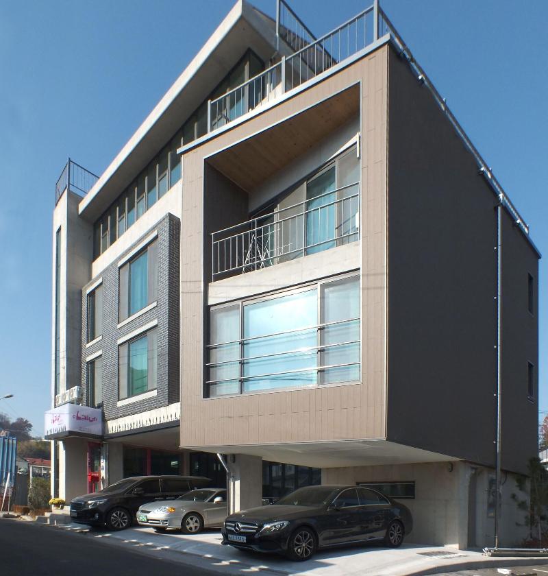 Arie-ne Guesthouse - Hostel image