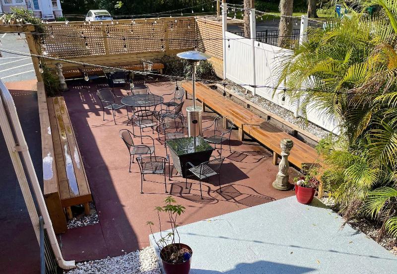 The Deland Hotel image