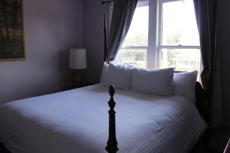 The Deland Hotel image