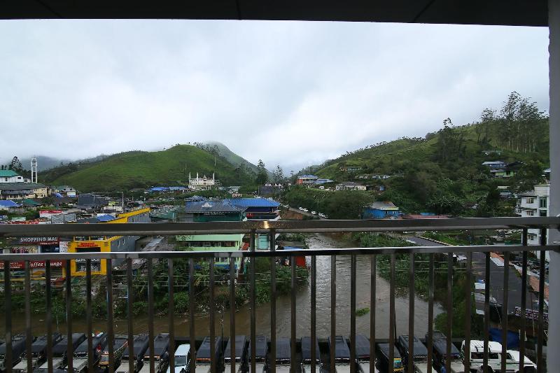 Jays Inn image