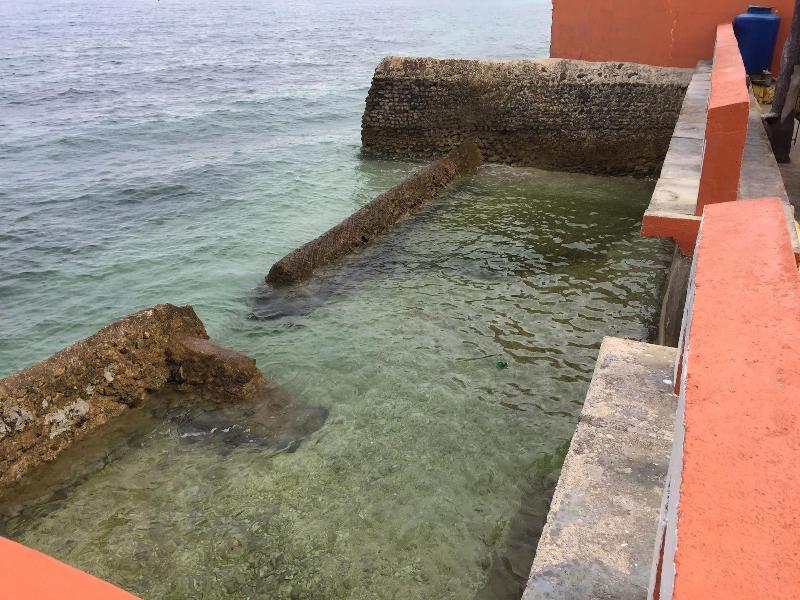 Maxvir Inn Beach Resort image