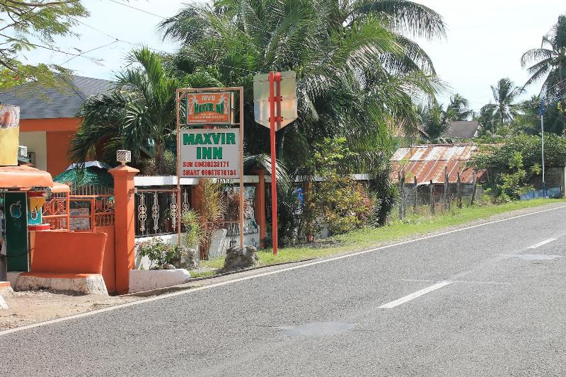 Maxvir Inn Beach Resort image