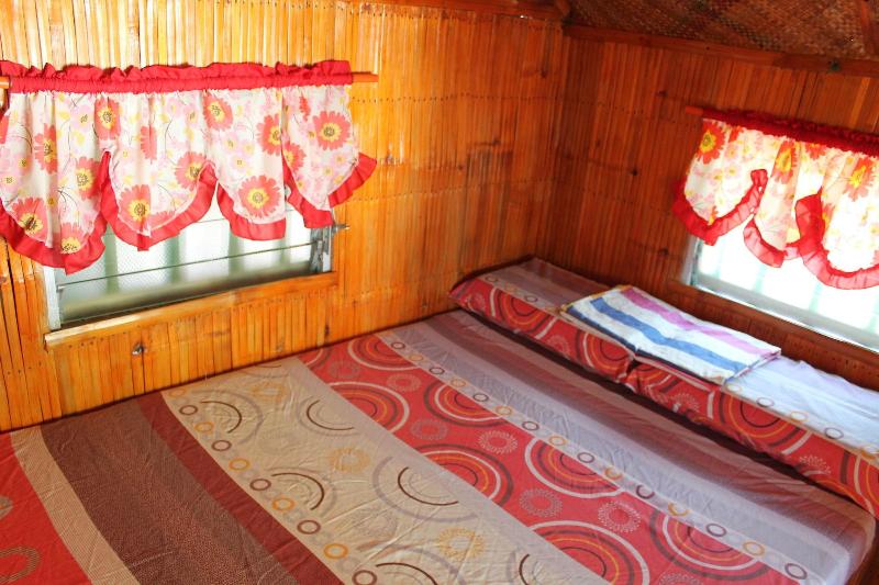 Maxvir Inn Beach Resort image