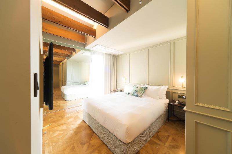 Hotel Museo image