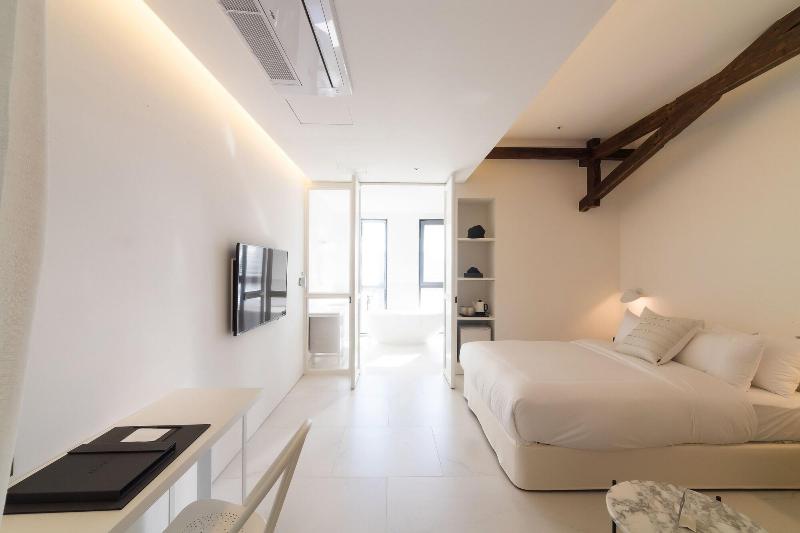 Hotel Museo image