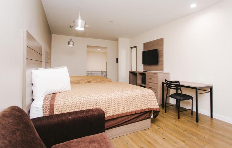 Palace Inn- Louetta image