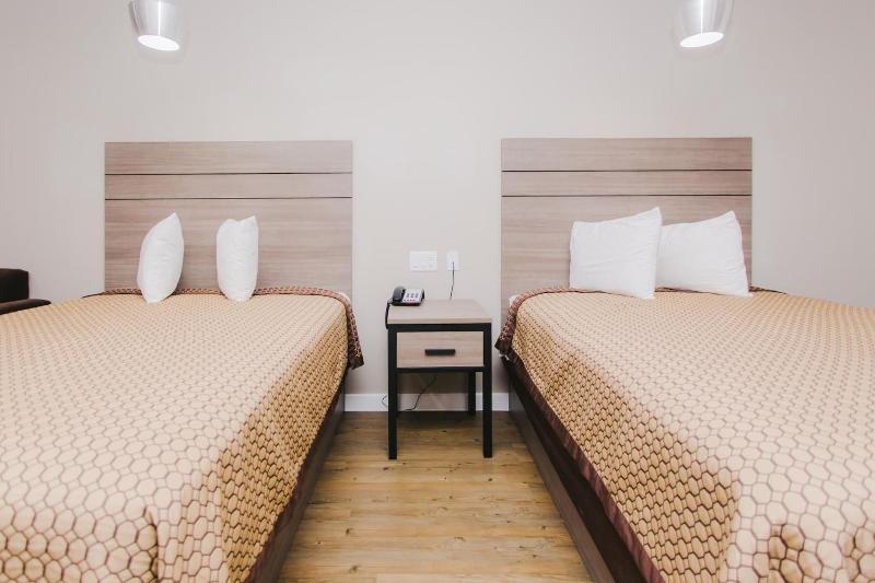 Palace Inn- Louetta image