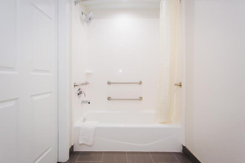 Palace Inn- Louetta image