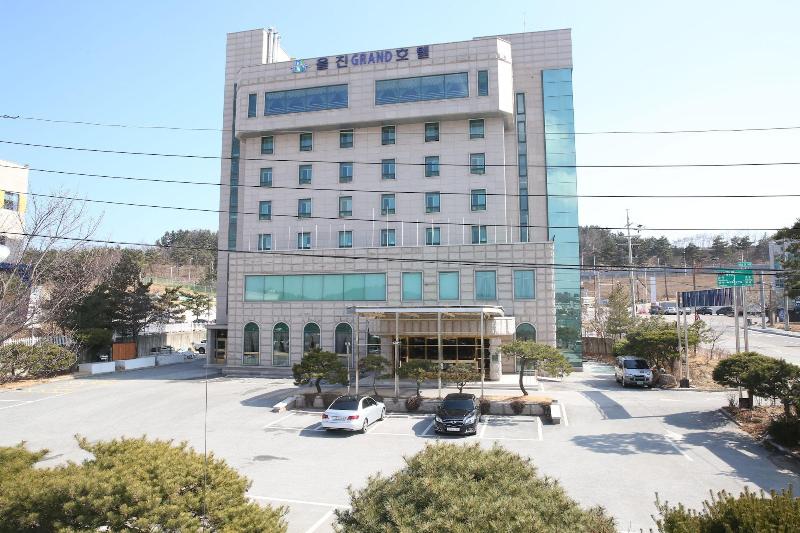 Uljin Grand Hotel image