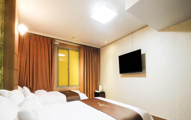 Uljin Grand Hotel image