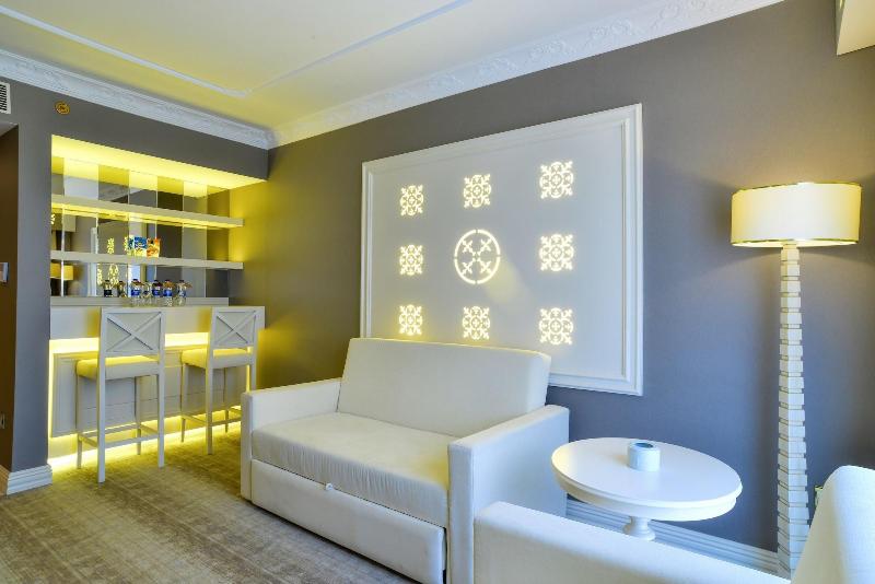 Altintas Hotel image