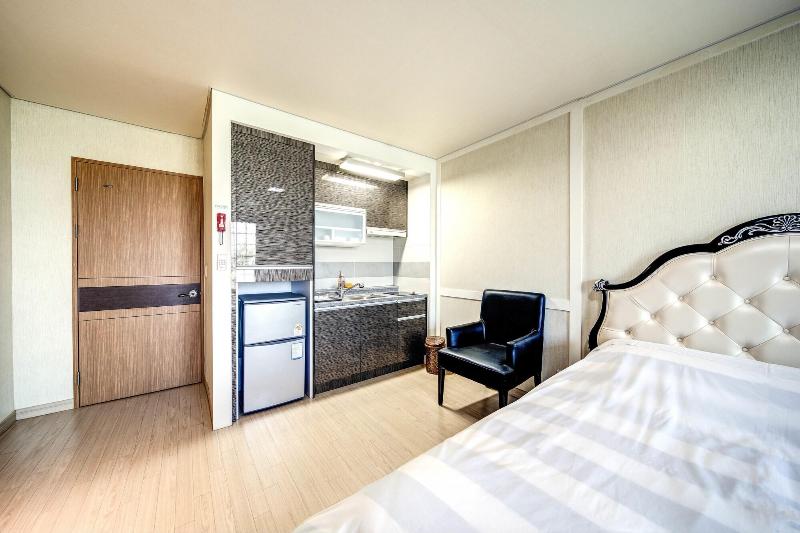 Geoje Oasis Hotel image