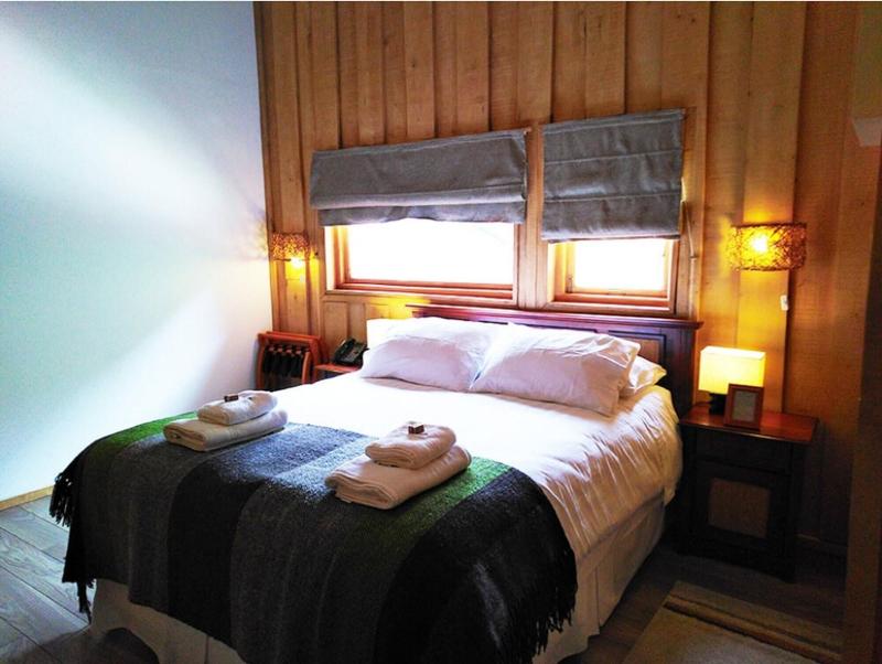 Hotel Alto Melimoyu image