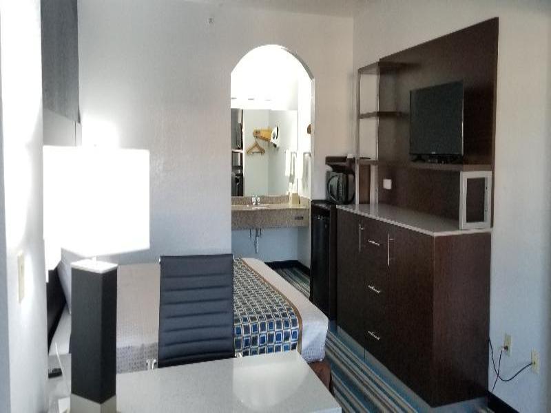 HomeBridge Inn & Suites image