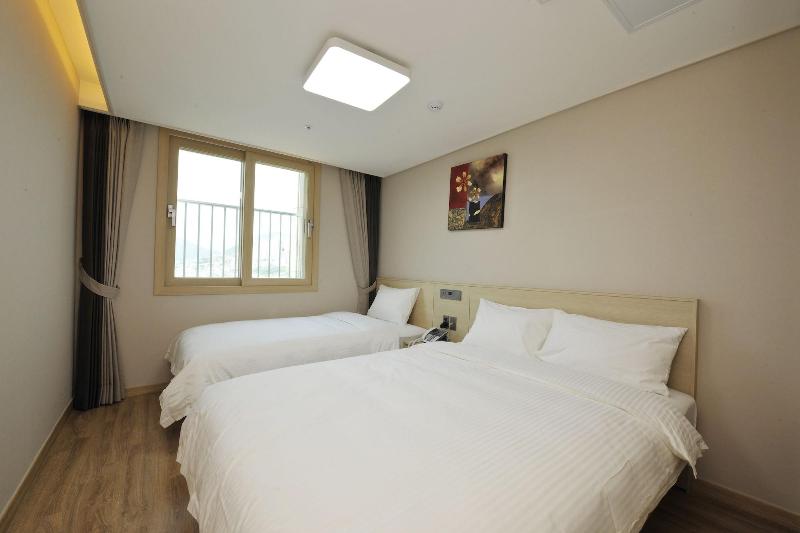 The Hotel Soo image