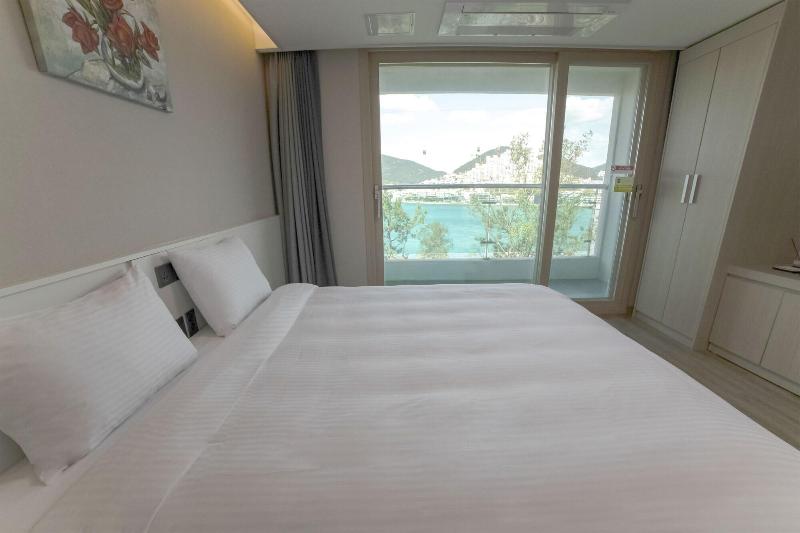The Hotel Soo image